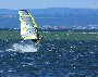 Słońce, wiatr, morze, zatoka i plaża, czyli windsurfing i kitesurfing na Półwyspie Helskim 