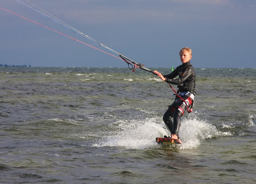 Kitesurfing w Jastarni na Pwyspie Helskim