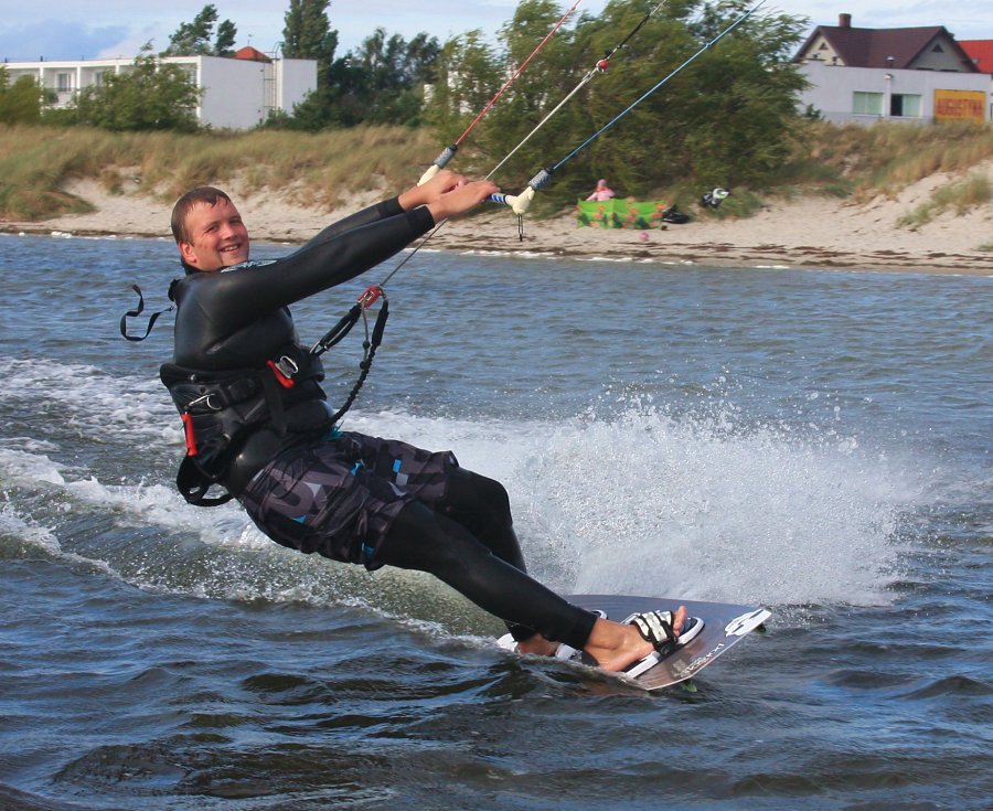 Kitesurfing w Jastarni na Pwyspie Helskim