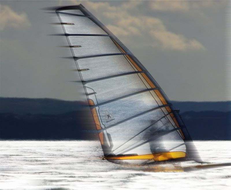 Woda i wiatr, czyli windsurfing i kitesurfing w Jastarni na Pwyspie Helskim