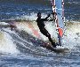 Soce, wiatr, morze, zatoka i plaa, czyli windsurfing i kitesurfing na Pwyspie Helskim 