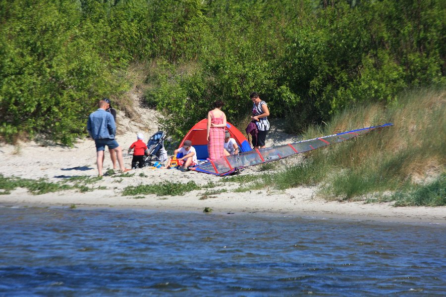 Soce, wiatr, morze, zatoka i plaa, czyli windsurfing i kitesurfing na Pwyspie Helskim