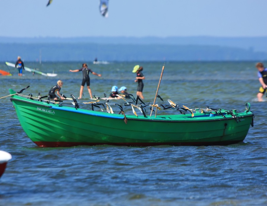 Soce, wiatr, morze, zatoka i plaa, czyli windsurfing i kitesurfing na Pwyspie Helskim