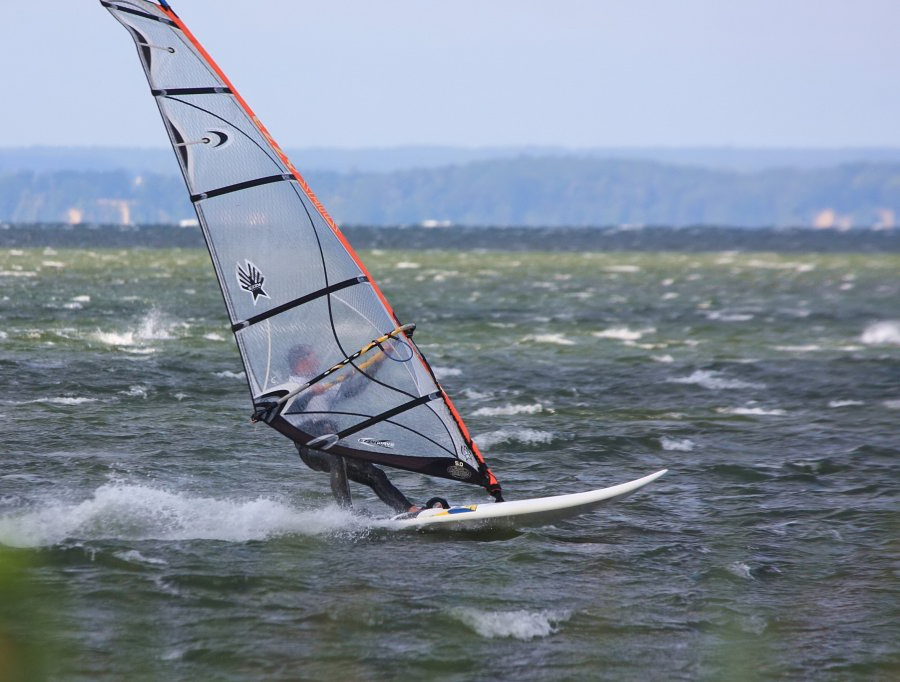 Windsurfing i kitesurfing w Jastarni na Pwyspie Helskim