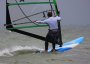 Soce, wiatr, morze, zatoka i plaa, czyli windsurfing i kitesurfing na Pwyspie Helskim 