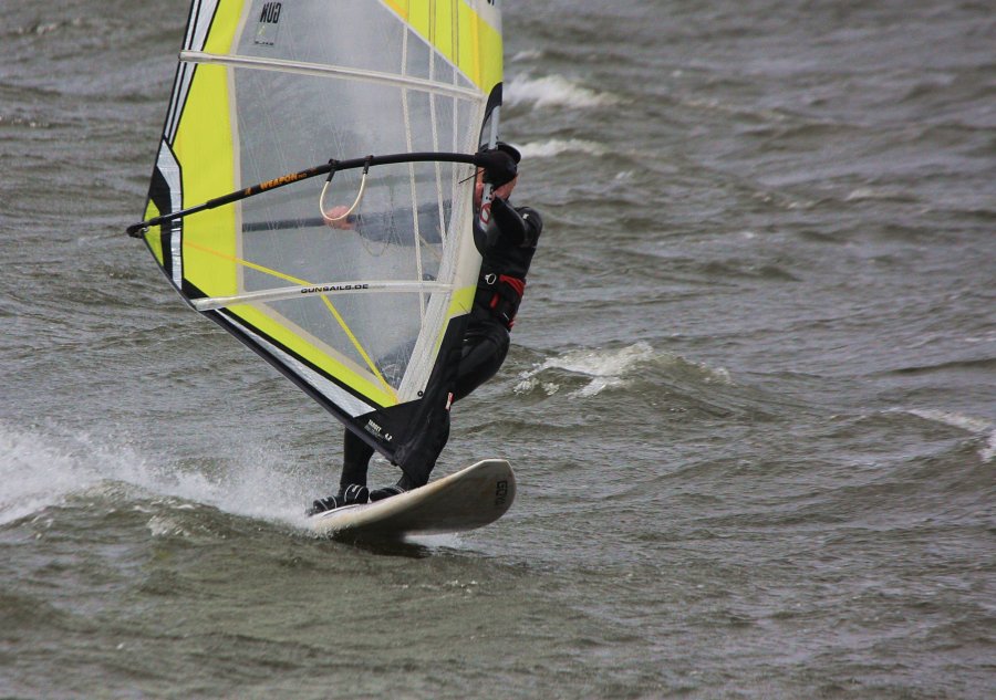 Windsurfing i kitesurfing w Jastarni na Pwyspie Helskim