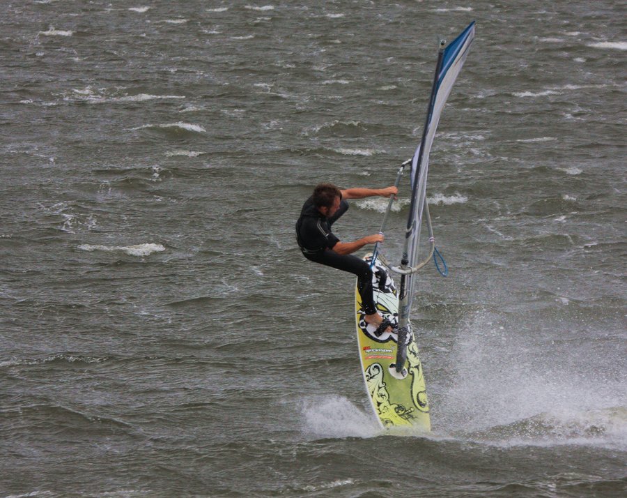 Windsurfing i kitesurfing w Jastarni na Pwyspie Helskim