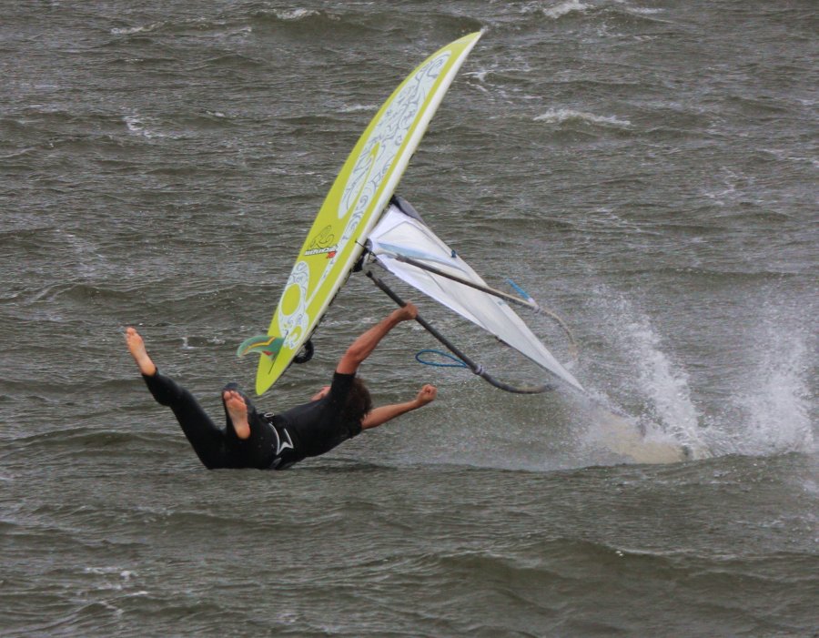 Windsurfing i kitesurfing w Jastarni na Pwyspie Helskim