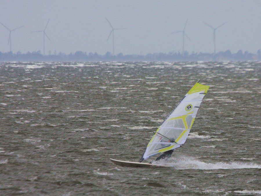 Windsurfing i kitesurfing w Jastarni na Pwyspie Helskim