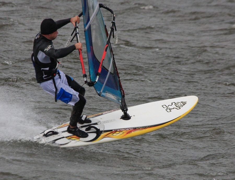 Windsurfing i kitesurfing w Jastarni na Pwyspie Helskim