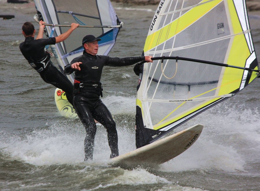 Windsurfing i kitesurfing w Jastarni na Pwyspie Helskim