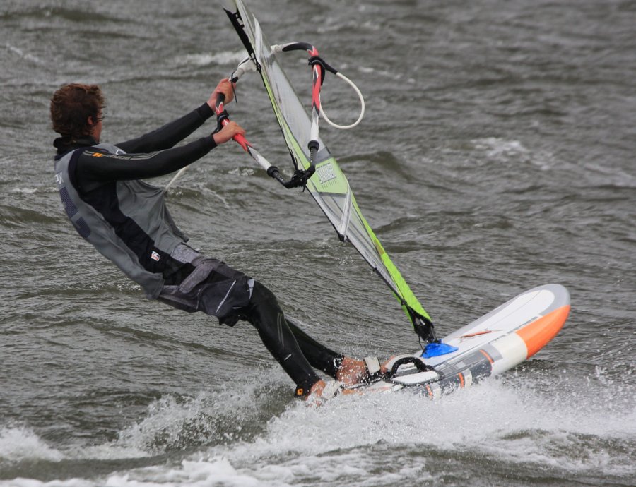 Windsurfing i kitesurfing w Jastarni na Pwyspie Helskim