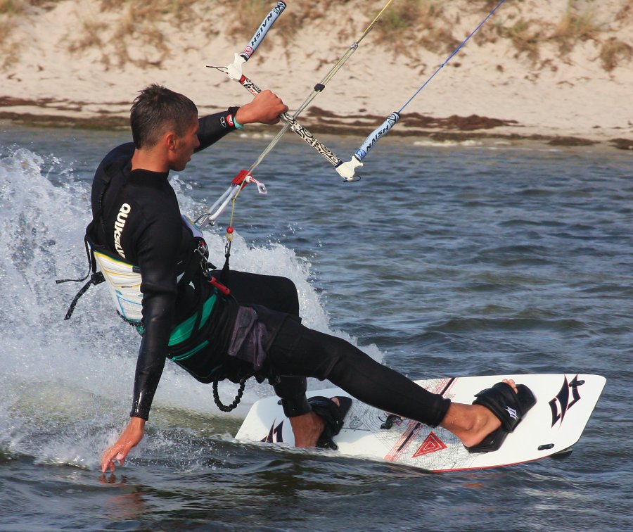 Kitesurfing w Jastarni na Pwyspie Helskim