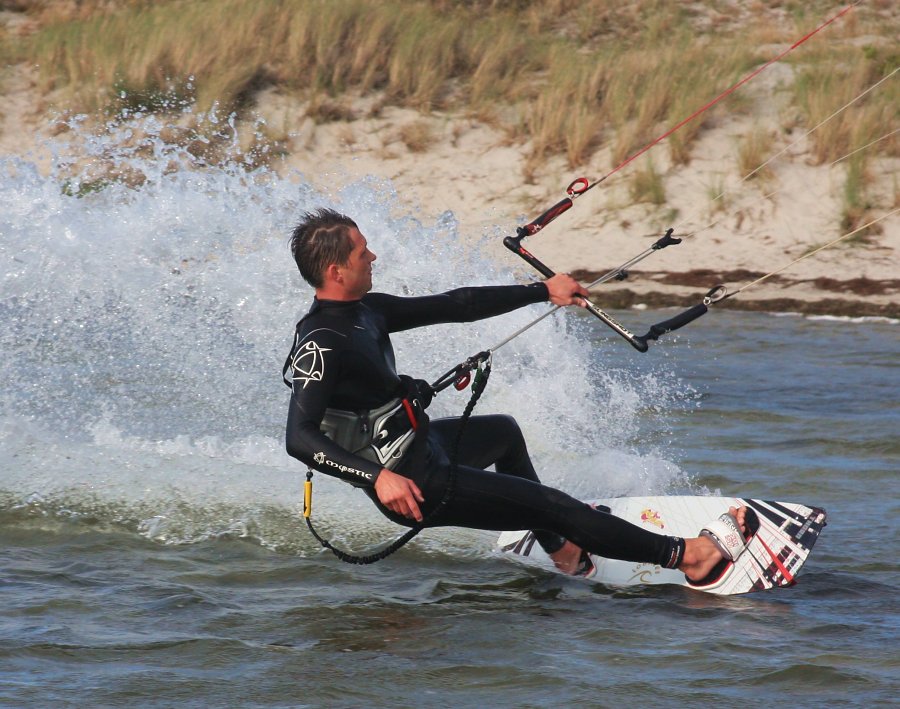 Kitesurfing w Jastarni na Pwyspie Helskim