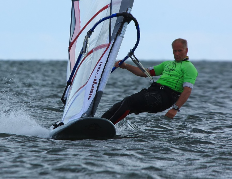 Woda i wiatr, czyli windsurfing i kitesurfing w Jastarni na Pwyspie Helskim