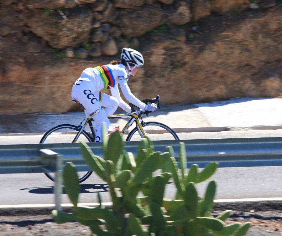 CCC Polkowice, czyli Pitek, Woszczowska, Dawidowicz, Sadecka i Gorycka trenuj  na Teide na Teneryfie