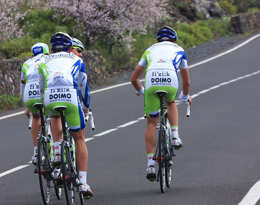 Basso, Nibali, Szmyd i spka, czyli Liquigas trenuje na Teide na Teneryfie