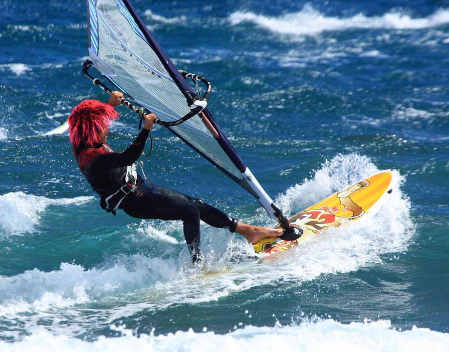 Windsurfing and kitesurfing in El Medano and El Cabezo on Tenerife, Canary Islands