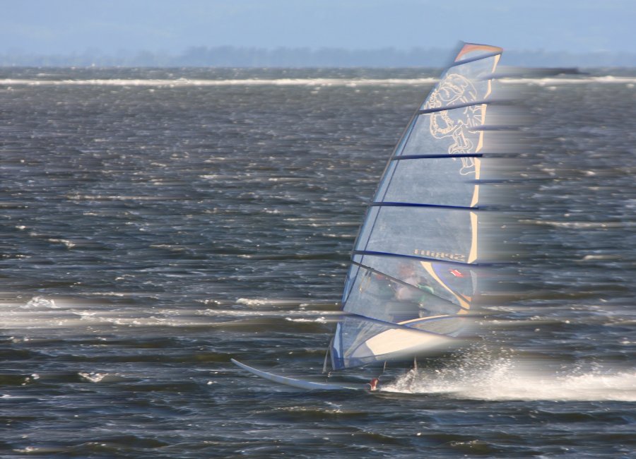 Windsurfing i kitesurfing w Jastarni na Pwyspie Helskim