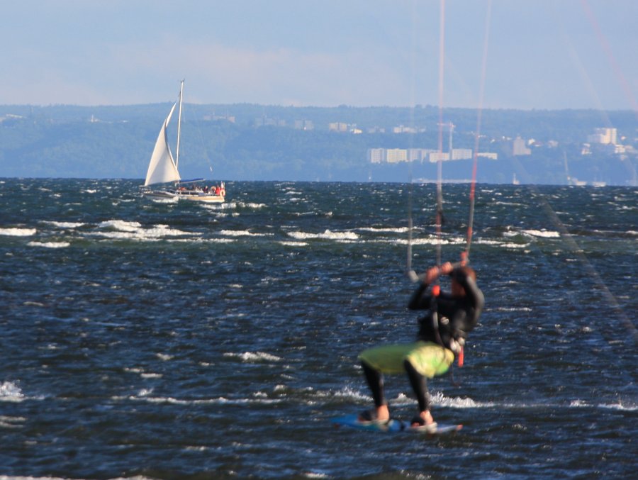 Windsurfing i kitesurfing w Jastarni na Pwyspie Helskim