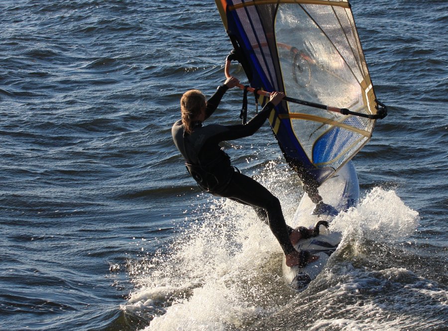 Windsurfing i kitesurfing w Jastarni na Pwyspie Helskim