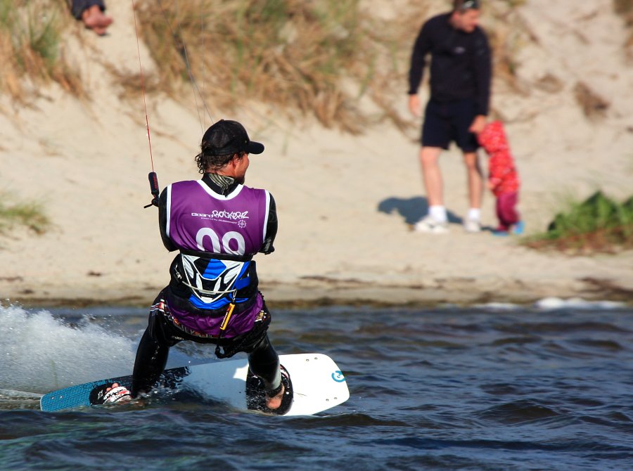 Kitesurfing i windsurfing, czyli 07.08.2012 obok OW AUGUSTYNA w Jastarni na Pwyspie Helskim