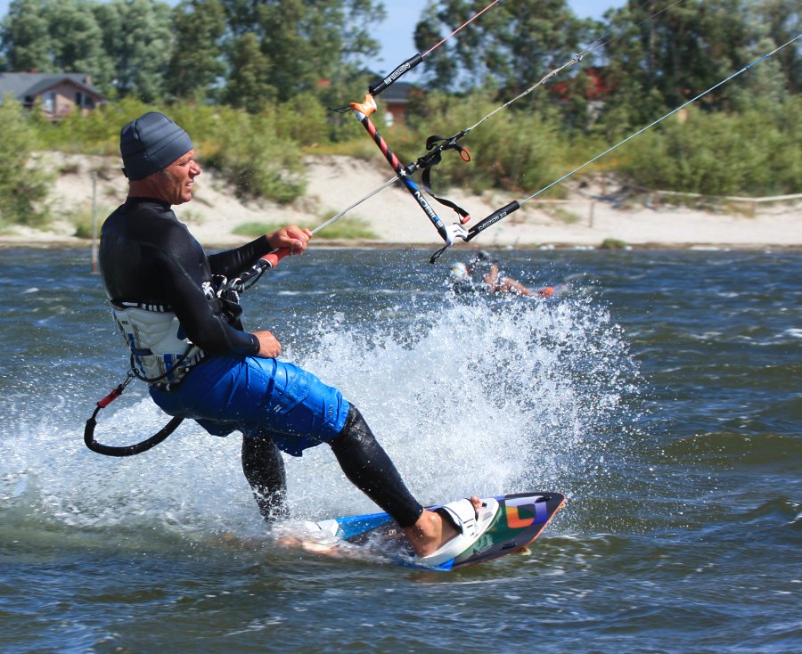 Kitesurfing i windsurfing, czyli 08.08.2012 w Jastarni na Pwyspie Helskim