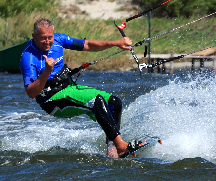 Kitesurfing i windsurfing, czyli 08.08.2012 w Jastarni na Pwyspie Helskim