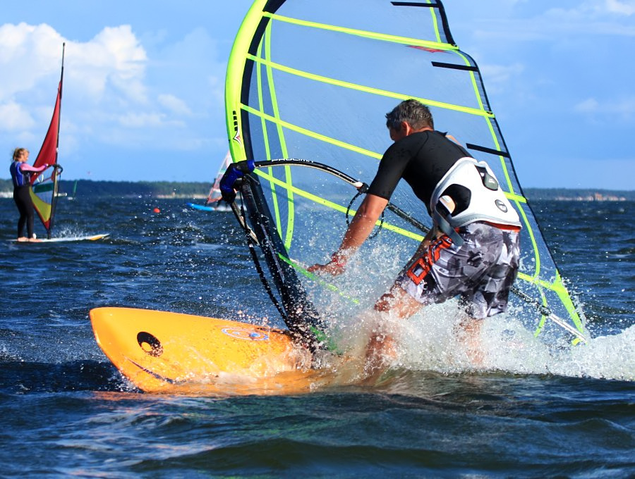 Kitesurfing i windsurfing, czyli 09.08.2012 obok OW AUGUSTYNA w Jastarni na Pwyspie Helskim