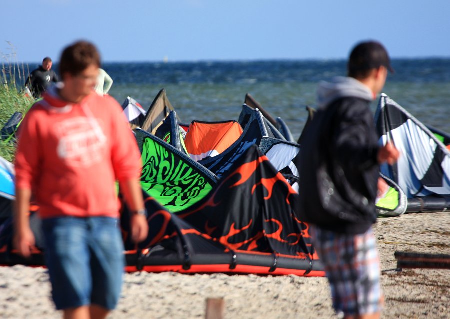 Kitesurfing i windsurfing, czyli 09.08.2012 obok OW AUGUSTYNA w Jastarni na Pwyspie Helskim