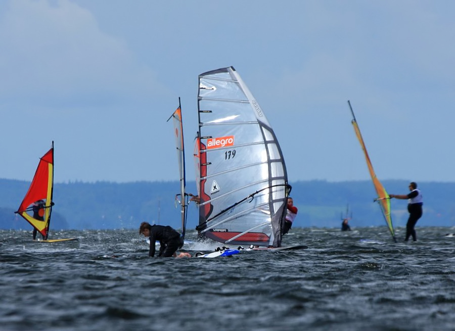 Kitesurfing i windsurfing, czyli 10.08.2012 obok OW AUGUSTYNA w Jastarni na Pwyspie Helskim