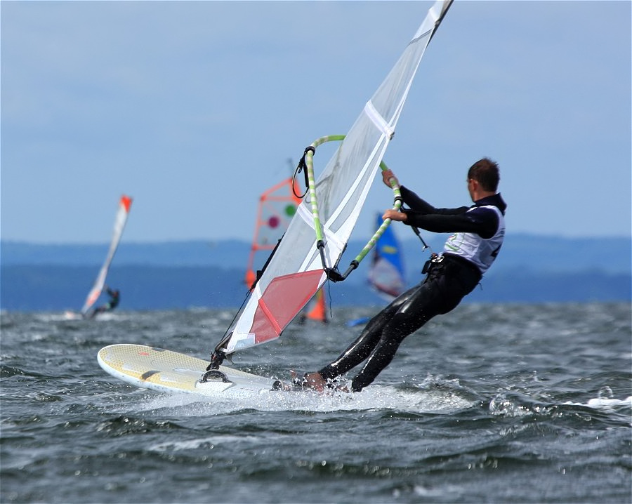 Kitesurfing i windsurfing, czyli 10.08.2012 obok OW AUGUSTYNA w Jastarni na Pwyspie Helskim