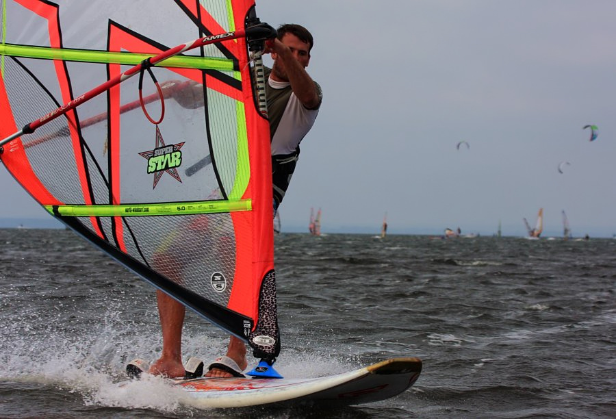 Kitesurfing i windsurfing, czyli 21.08.2012 obok OW AUGUSTYNA w Jastarni na Pwyspie Helskim