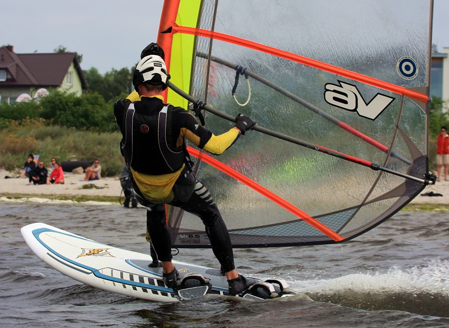 Kitesurfing i windsurfing, czyli 21.08.2012 obok OW AUGUSTYNA w Jastarni na Pwyspie Helskim