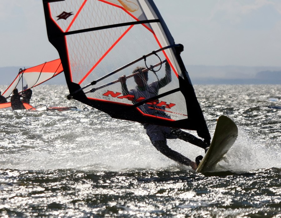 Kitesurfing i windsurfing, czyli 22.08.2012 obok OW AUGUSTYNA w Jastarni na Pwyspie Helskim