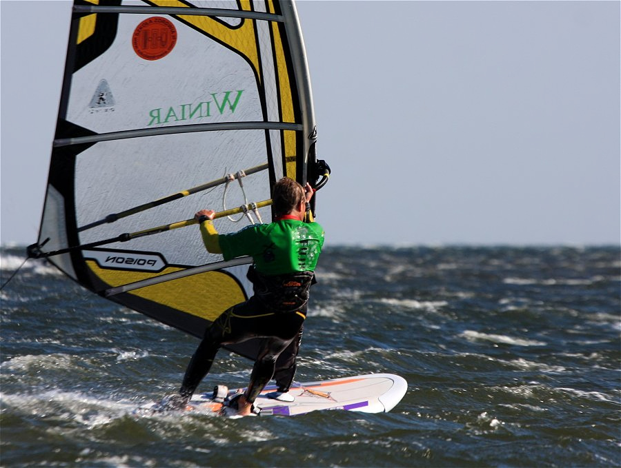 Kitesurfing i windsurfing, czyli 22.08.2012 obok OW AUGUSTYNA w Jastarni na Pwyspie Helskim