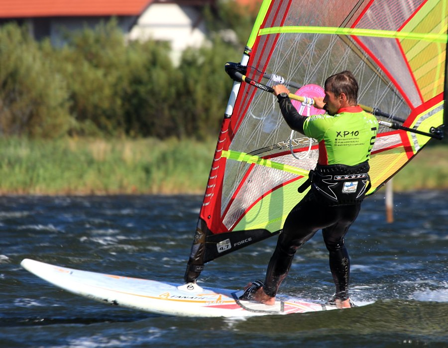 Kitesurfing i windsurfing, czyli 22.08.2012 obok OW AUGUSTYNA w Jastarni na Pwyspie Helskim