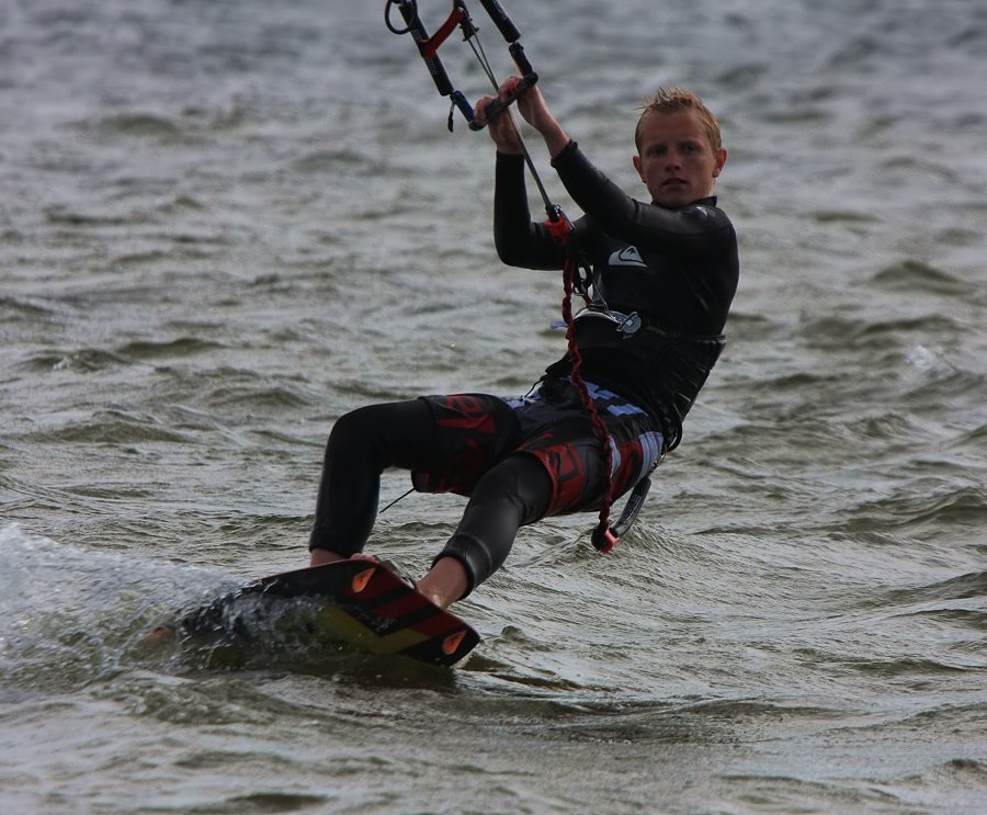 Kitesurfing i windsurfing, czyli 23.08.2012 obok OW AUGUSTYNA w Jastarni na Pwyspie Helskim