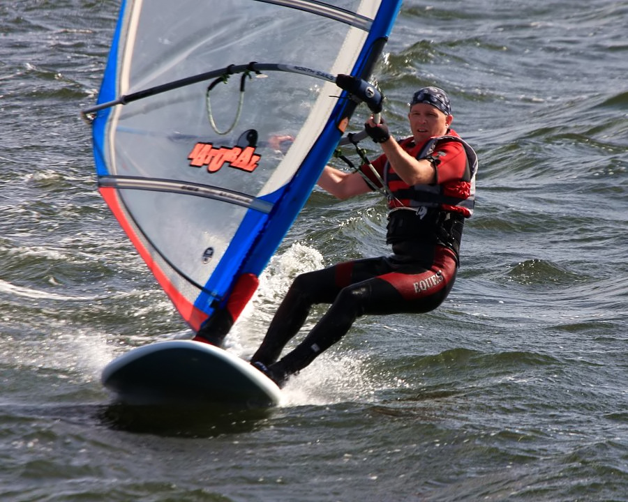 Kitesurfing i windsurfing, czyli 23.08.2012 obok OW AUGUSTYNA w Jastarni na Pwyspie Helskim