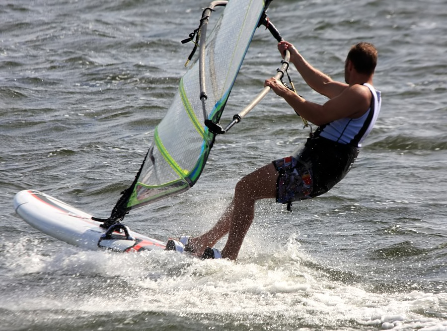 Kitesurfing i windsurfing, czyli 23.08.2012 obok OW AUGUSTYNA w Jastarni na Pwyspie Helskim