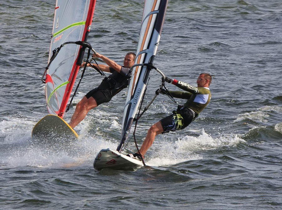 Kitesurfing i windsurfing, czyli 23.08.2012 obok OW AUGUSTYNA w Jastarni na Pwyspie Helskim