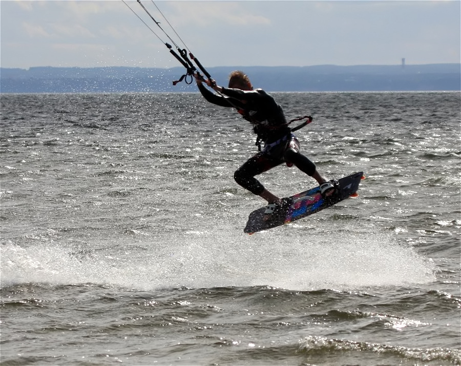 Kitesurfing i windsurfing, czyli 23.08.2012 obok OW AUGUSTYNA w Jastarni na Pwyspie Helskim