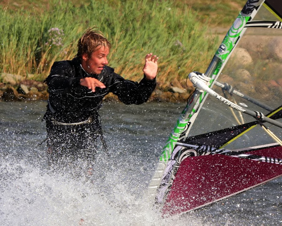 Kitesurfing, windsurfing i skydiving, czyli 27.08.2012 na Pwyspie Helskim