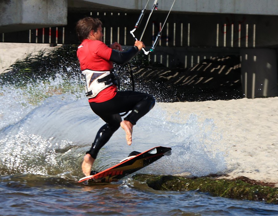 Kitesurfing i windsurfing, czyli 05.09.2012 na play obok OW AUGUSTYNA w Jastarni na Pwyspie Helskim