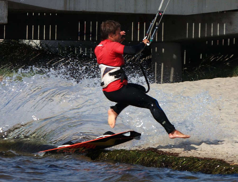 Kitesurfing i windsurfing, czyli 05.09.2012 na play obok OW AUGUSTYNA w Jastarni na Pwyspie Helskim