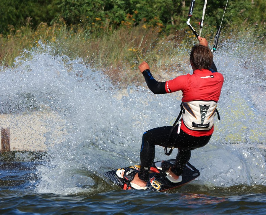 Kitesurfing i windsurfing, czyli 05.09.2012 na play obok OW AUGUSTYNA w Jastarni na Pwyspie Helskim