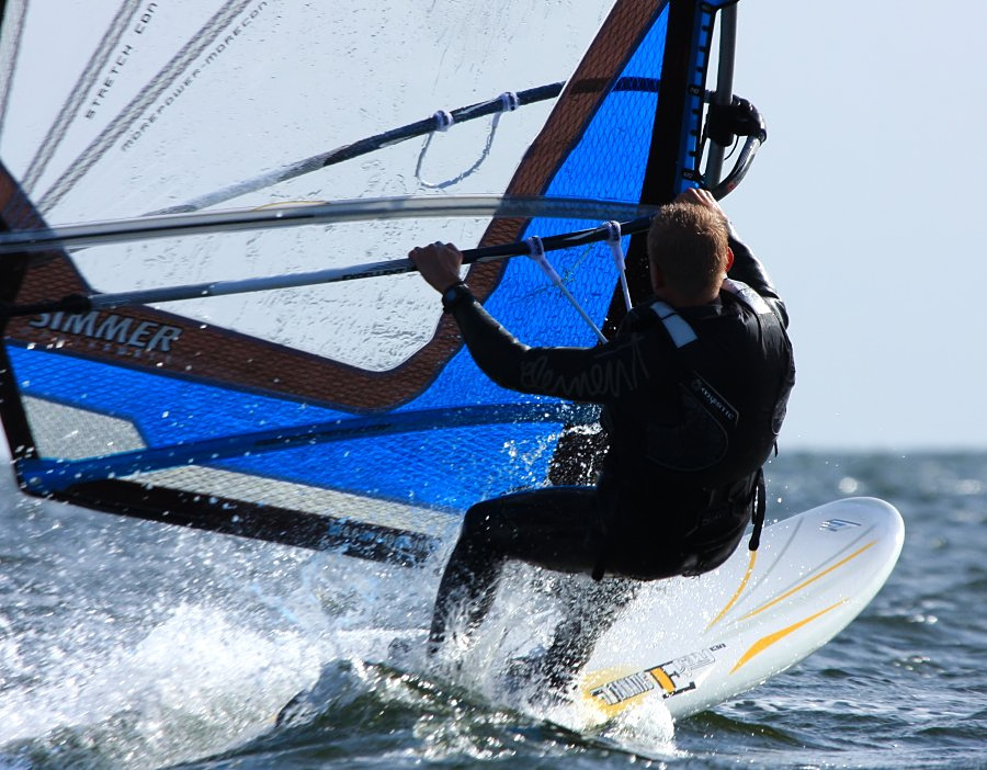 Kitesurfing i windsurfing, czyli 05.09.2012 na play obok OW AUGUSTYNA w Jastarni na Pwyspie Helskim