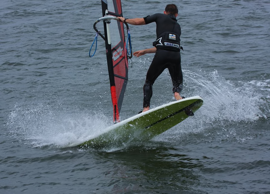 Kitesurfing i windsurfing, czyli 07.09.2012 na play obok OW AUGUSTYNA w Jastarni na Pwyspie Helskim