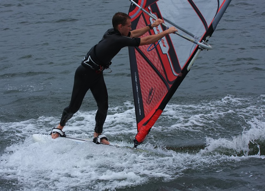 Kitesurfing i windsurfing, czyli 07.09.2012 na play obok OW AUGUSTYNA w Jastarni na Pwyspie Helskim