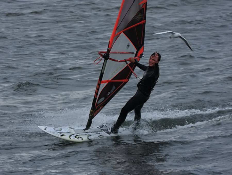 Kitesurfing i windsurfing, czyli 23.09.2012 na play obok OW AUGUSTYNA w Jastarni na Pwyspie Helskim